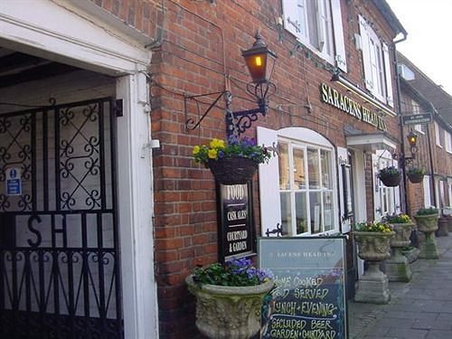 The Saracens Head Inn Amersham Bagian luar foto